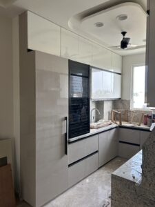 Laminate Finish Modular Kitchen